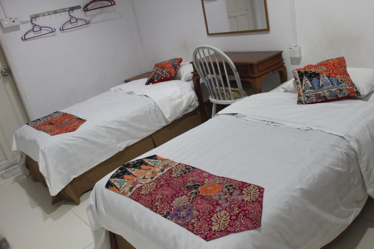 Emma Guesthouse Jertih Esterno foto
