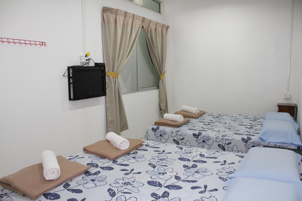 Emma Guesthouse Jertih Esterno foto